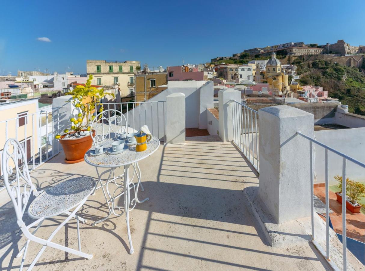 Torretta Corricella- Torretta Apartment Procida Exterior photo